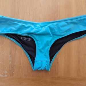 Calavera Core Hipster Bottom, green, size XS